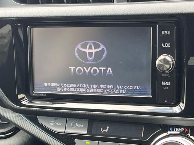 �y�����i�r�z�l�C�̏����i�r�𑕔����Ă���܂��B�i�r�̎g���₷���͂������A�I�[�f�B�I�@�\���[��!�L�����v�◷�s�͂������A�ʋ΂┃�����ȂǕ��i�̃h���C�u���y�����Ȃ�͂���