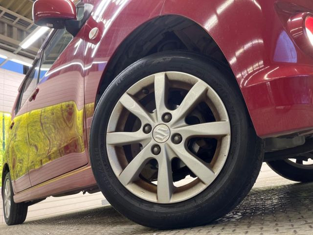 �y����14�C���`�A���~�z�C�[���z�O�ςɃ}�b�`���������A���~�z�C�[���𑕒����Ă���܂��B�e��ЊO�A���~�z�C�[����A�X�^�b�h���X�^�C�����戵�����Ă���܂��B���񂲑��k����������