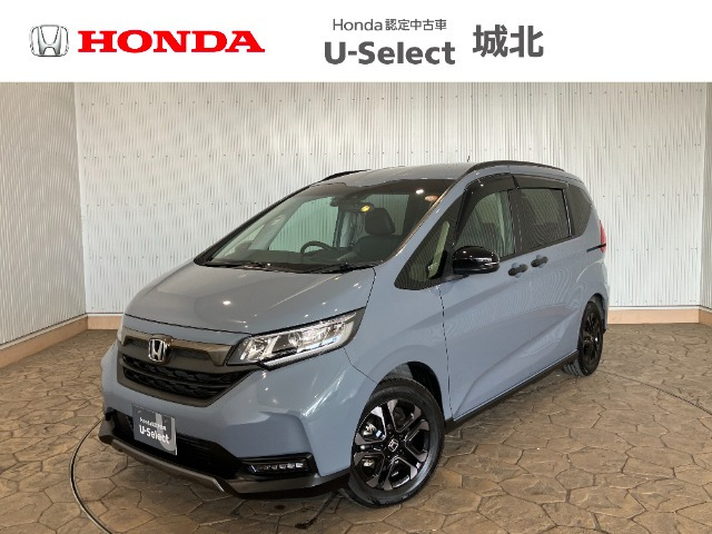 フリード1.5 ハイブリッド クロスター ブラックスタイル