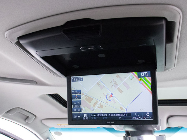 ★フリップダウンモニター★後席の方もDVD等をお楽しみいただけます!