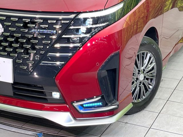 �yLED�w�b�h���C�g�z���V����ԑ��s�����ǍD�Ȏ��E���m�ۂ����S���ĉ^�]�ł��鍂�P�xLED�w�b�h���C�g�𑕔�!�_�����x�������A����d�͂��}�����Ă��܂��B