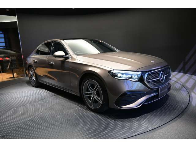 EクラスE200 アバンギャルド AMGラインパッケージ (ISG)