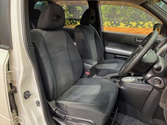 �^�]�ȃV�[�g���͎g�p�������Ȃ��A�ǍD�ȏ�ԂƂȂ��Ă��܂��B���J�Ɏg���Ă������Ƃ��悭�킩��܂��ˁB