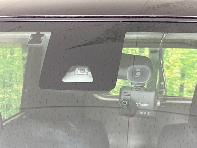 �y�g���^�Z�[�t�e�B�Z���X�z���s���ɑO���̎ԗ�����F�����A�Փ˂������Ȏ��͌x��ƃu���[�L�ŏՓˉ���Ɣ�Q�y�����A�V�X�g�B�����S�Ƀh���C�u�����y���݂��������܂��B