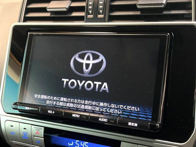 �y�����i�r�z�l�C�̏����i�r�𑕔����Ă���܂��B�i�r�̎g���₷���͂������A�I�[�f�B�I�@�\���[��!�L�����v�◷�s�͂������A�ʋ΂┃�����ȂǕ��i�̃h���C�u���y�����Ȃ�͂���