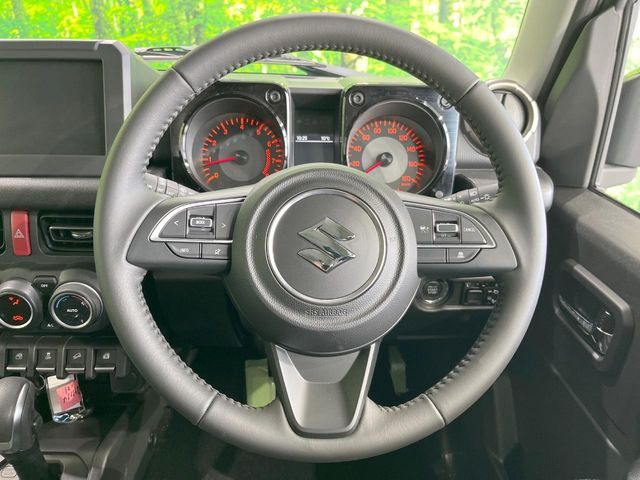 �y�����v�����X�e�A�����O�z�㎿�Ȋv���g�p���邱�ƂŁA��ɂ����������݂ƂĂ��^�]���₷���n���h���ł���