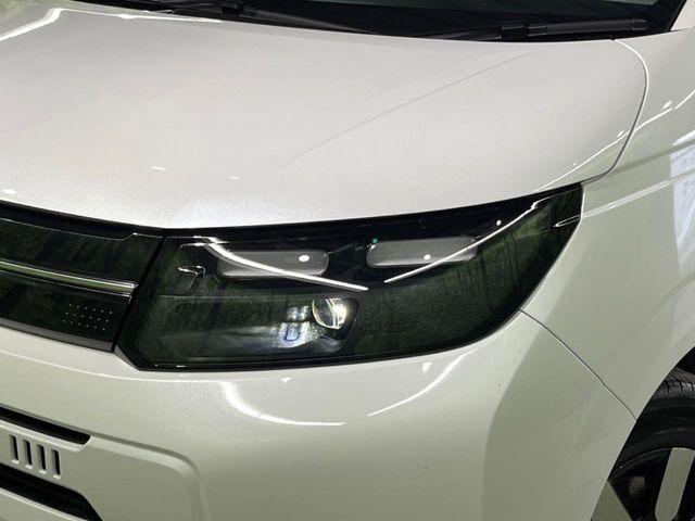 �yLED�w�b�h���C�g�z���V����ԑ��s�����ǍD�Ȏ��E���m�ۂ����S���ĉ^�]�ł��鍂�P�xLED�w�b�h���C�g�𑕔�!�_�����x�������A����d�͂��}�����Ă��܂��B