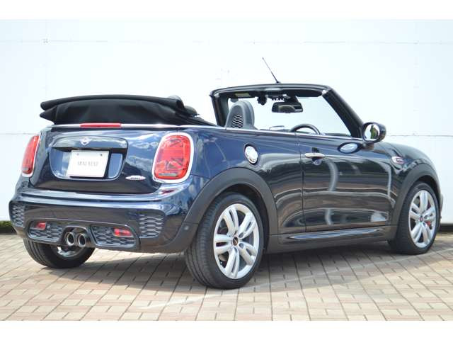ミニコンバーチブルジョン・クーパー・ワークス