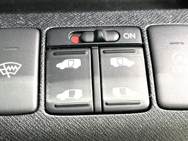 �y�����p���[�X���C�h�h�A�z�X�}�[�g�L�[��^�]�Ȃ̃X�C�b�`�Ō�ȗ����X���C�h�h�A�̊J���\���d��������͂����ăh�A���J����K�v�������A�����Ȃ��q�l�ł��ȒP�ɊJ���߂ł����K�ł���