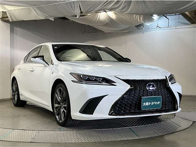 ES300h Fスポーツ