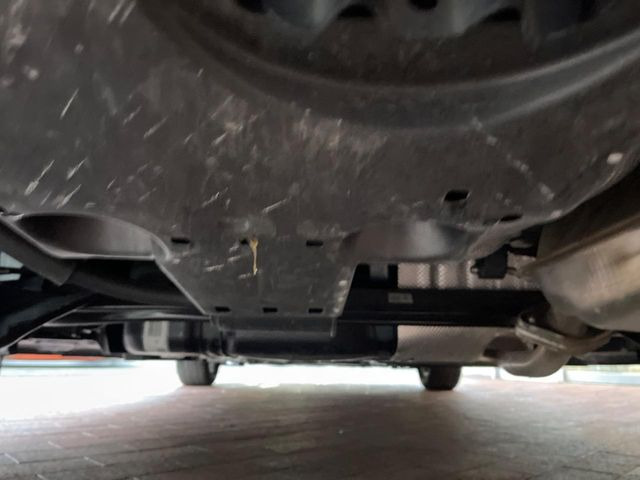 ����肪���ꂢ�Ȃ����ɁA�h�K���H�̎{�H���I�X�X���B�~��n��͂������A���ݕ��ɂ��Z���̕���A��Ń}�����E�E�B���^�[�X�|�[�c���������ɂ��D�]���������Ă���܂��B