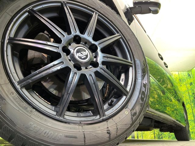 �y17�C���`�A���~�z�C�[���z�O�ςɃ}�b�`�����A���~�z�C�[���𑕒����Ă���܂��B�e��A���~�z�C�[����A�X�^�b�h���X�^�C�����戵�����Ă���܂��B���񂲑��k����������