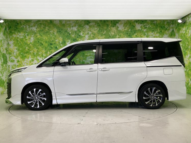 ヴォクシー1.8 ハイブリッド S-Z