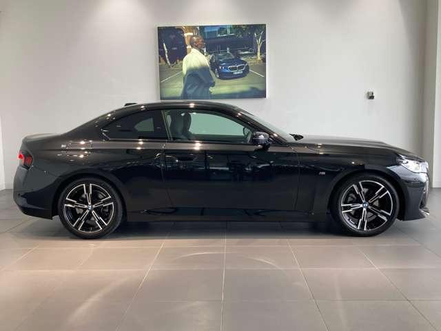 2シリーズクーペ220i Mスポーツ