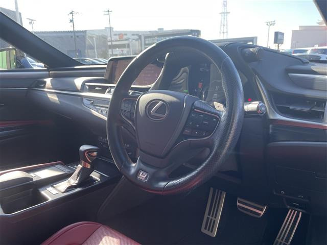 ES300h Fスポーツ