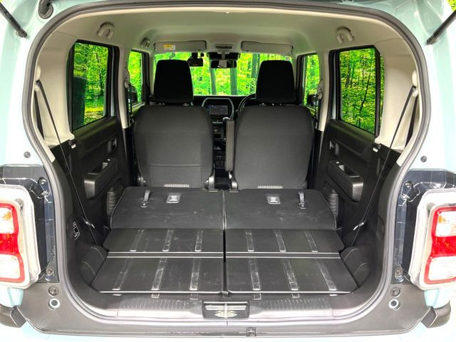 ���i�̂���������ʋ΁A���}���ɏ\���ȉ׎��X�y�[�X���m�ۂ��Ă���܂��B�Z�J���h�V�[�g��|���ƁA�傫�ȉו��̐ύڂ��\�ł���