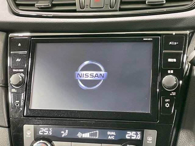 �y���[�J�[�����i�r�z�C���e���A�ɗn�����ރX�^�C���b�V���ȁu��p�݌v�v���[�J�[�i�r�𑕔��􎋔F���⑀�쐫�ȂǊ�{���\�ɂ��D��A���㎿�ȃJ�[���C�t�����y���݂��������܂��B