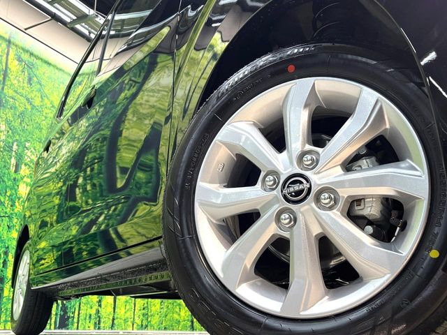 �y����14�C���`�A���~�z�C�[���z�O�ςɃ}�b�`���������A���~�z�C�[���𑕒����Ă���܂��B�e��ЊO�A���~�z�C�[����A�X�^�b�h���X�^�C�����戵�����Ă���܂��B���񂲑��k����������