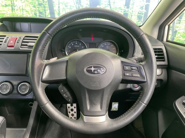 �y�����v�����X�e�A�����O�z�㎿�Ȋv���g�p���邱�ƂŁA��ɂ����������݂ƂĂ��^�]���₷���n���h���ł���