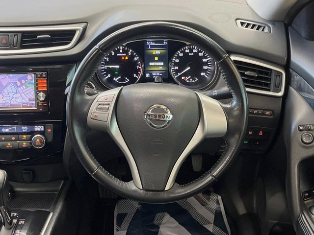 �y�����v�����X�e�A�����O�z�㎿�Ȋv���g�p���邱�ƂŁA��ɂ����������݂ƂĂ��^�]���₷���n���h���ł���