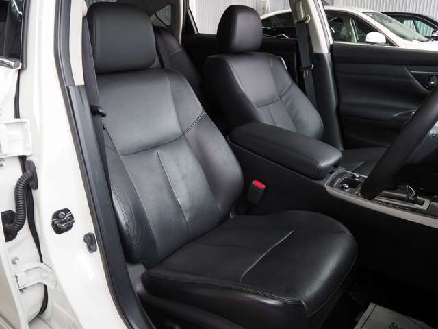 ティアナ2.5 XV ナビAVMパッケージ