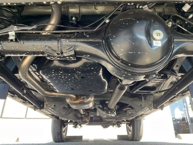 ����肪���ꂢ�Ȃ����ɁA�h�K���H�̎{�H���I�X�X���B�~��n��͂������A���ݕ��ɂ��Z���̕���A��Ń}�����E�E�B���^�[�X�|�[�c���������ɂ��D�]���������Ă���܂��B