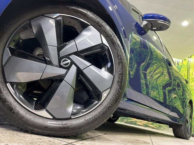 �y����17�C���`�A���~�z�C�[���z�O�ςɃ}�b�`���������A���~�z�C�[���𑕒����Ă���܂��B�e��ЊO�A���~�z�C�[����A�X�^�b�h���X�^�C�����戵�����Ă���܂��B���񂲑��k����������