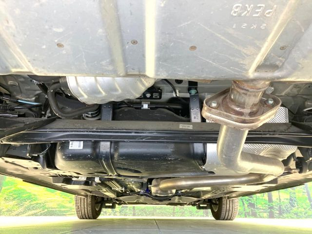 下回りがきれいなうちに、防錆加工の施工がオススメ。降雪地域はもちろん、沿岸部にお住いの方や、趣味でマリン・ウィンタースポーツをされる方にご好評いただいております。