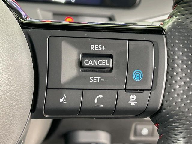 �y�v���p�C���b�g�z�������H�ł̒��������s���y��!!�a�؎��Ə��񑖍s�̃V�[���ŁA�A�N�Z���E�u���[�L�E�X�e�A�����O�������Ő��䂵�A�������^�]�̕��S���y�����Ă���܂���