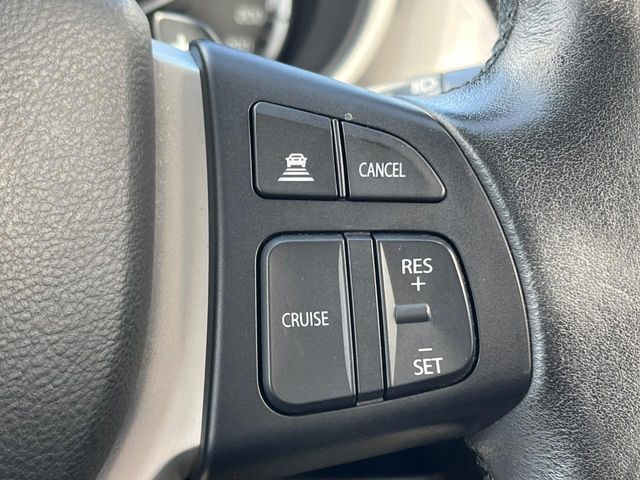 【アダプティブクルーズコントロール】高速道路での長距離走行が楽に!!自動で速度を保つクルーズコントロールが、衝突軽減システムと連携し、前方の車両を感知して車間を保つように速度調節してくれます!!