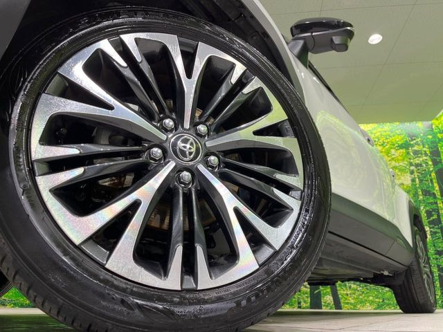 �y����18�C���`�A���~�z�C�[���z�O�ςɃ}�b�`���������A���~�z�C�[���𑕒����Ă���܂��B�e��ЊO�A���~�z�C�[����A�X�^�b�h���X�^�C�����戵�����Ă���܂��B���񂲑��k������