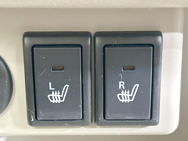 �y�V�[�g�q�[�^�[�z�������ɏd�󂷂�V�[�g�q�[�^�[!�G�A�R����葁�����܂��Ă����̂Ŋ�����̐l�����S�ł��ˁ�G�A�R���̉����͊������邩����A�Ƃ������ɂ����������߂ł��B