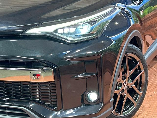 �yLED�w�b�h���C�g�z���V����ԑ��s�����ǍD�Ȏ��E���m�ۂ����S���ĉ^�]�ł��鍂�P�xLED�w�b�h���C�g�𑕔�!�_�����x�������A����d�͂��}�����Ă��܂��B