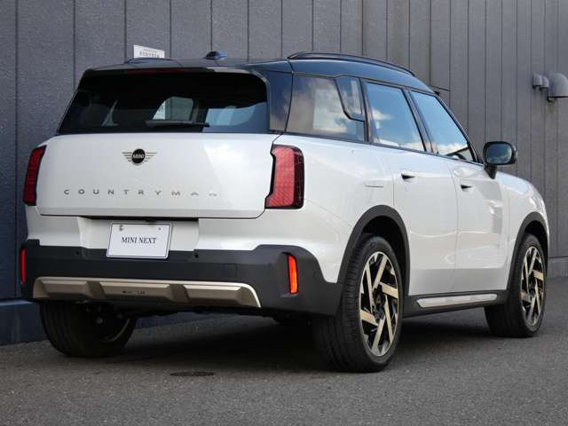 ミニカントリーマンD DCT ディーゼル