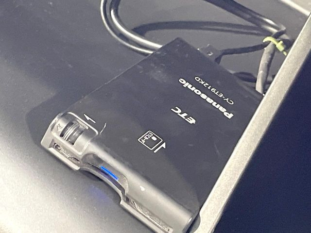 【ETC】高速道路の料金所をストレスなく通過!話題のスポットやサービスエリアに多い「スマートIC」利用時は必須のアイテムです。当店でセットアップを実施、ご納車当日からすぐにご利用いただけます!