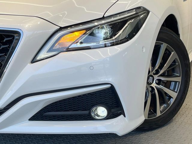 �yLED�w�b�h���C�g�z���V����ԑ��s�����ǍD�Ȏ��E���m�ۂ����S���ĉ^�]�ł��鍂�P�xLED�w�b�h���C�g�𑕔�!�_�����x�������A����d�͂��}�����Ă��܂��B