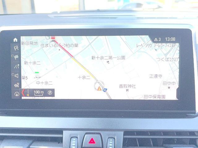 �������i�r:��̊��̂���i�r�́A����������ԓ������o���Ă���܂��B�I�[�f�B�I�@�\���[�����Ă���܂��̂ŁA�^�]�����y���߂܂���