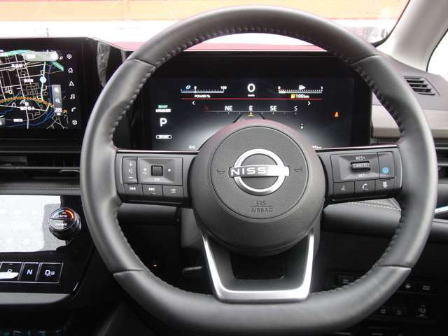 セレナ1.4 e-POWER ハイウェイスターV