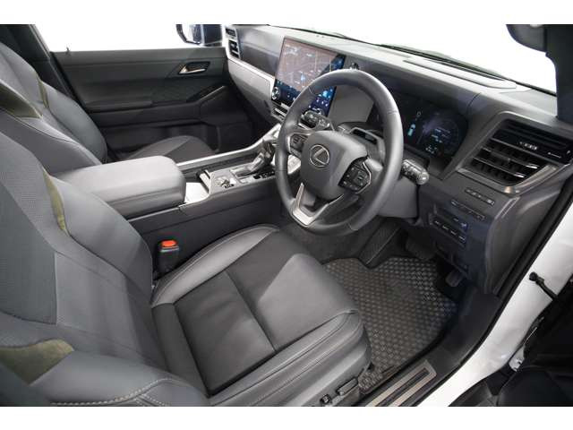 ���������&ldquo;�o�[�W����L&rdquo;�O���[�h�ɔ�ׂĂ��I�t���[�h���s�ɓ��������O���[�h�ł������܂��B