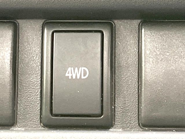 4WD�̂��Ԃł��̂ŁA�ᓹ�ł����S�ł���~��n�n��ɂ��Z�܂��̕��ȊO�ɂ��A�E�B���^�[�X�|�[�c����̕���~��n��֋A�Ȃ����@�������ɂ���������!