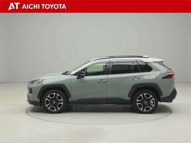 RAV42.0 アドベンチャー 4WD