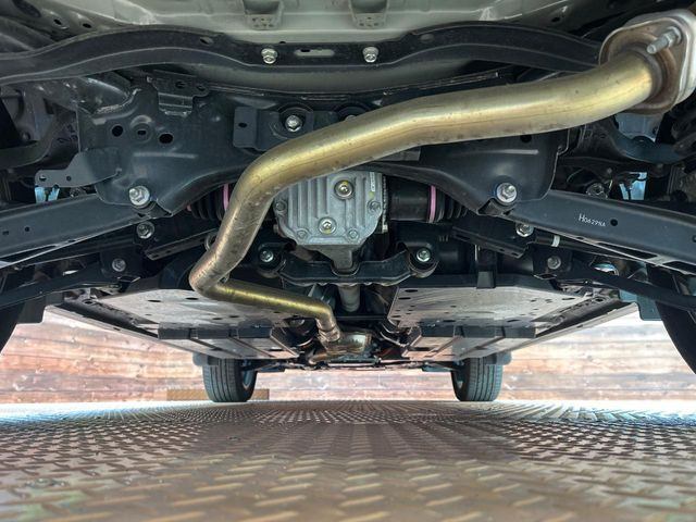 ����肪���ꂢ�Ȃ����ɁA�h�K���H�̎{�H���I�X�X���B�~��n��͂������A���ݕ��ɂ��Z���̕���A��Ń}�����E�E�B���^�[�X�|�[�c���������ɂ��D�]���������Ă���܂��B