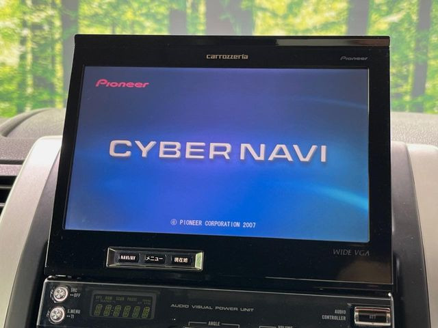 �y�i�r�Q�[�V�����z�g���₷���i�r�ŖړI�n�܂ł�������ē����Ă���܂��B�e��I�[�f�B�I�Đ��@�\���[�����Ă���A���Ԃ̉^�]������Ɋy�����Ȃ�܂�!!