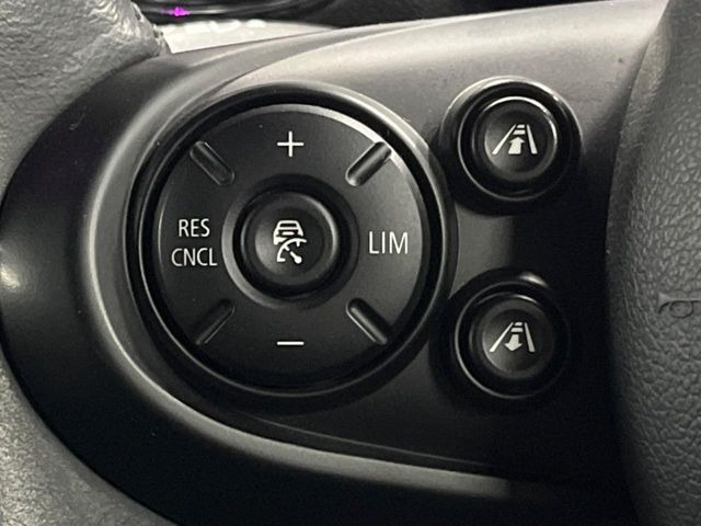 �����[�_�[�N���[�Y�R���g���[��:�O�̎ԂƂ̎Ԋԋ��������ɂƂ�A��葬�x�Ŏ������s���Ă���鎟����̃N���[�Y�R���g���[��!��ɍ������H�⎩���Ԑ�p���H�Ŏg�p����֗��ȋ@�\�ł�!