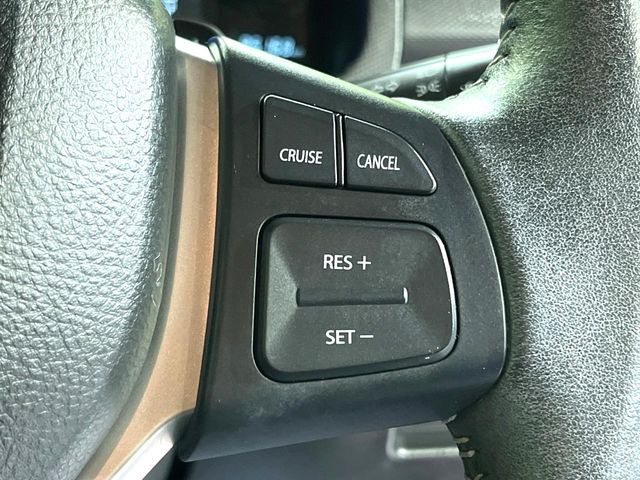 �y�N���[�Y�R���g���[���z�������H�����N���N���s�B�A�N�Z���𗣂��Ă���葬�x�ő��s���ł��A�������^�]���̕��S���y��!�����E�������ȒP�ȃX�C�b�`����Œ����ł��܂��B