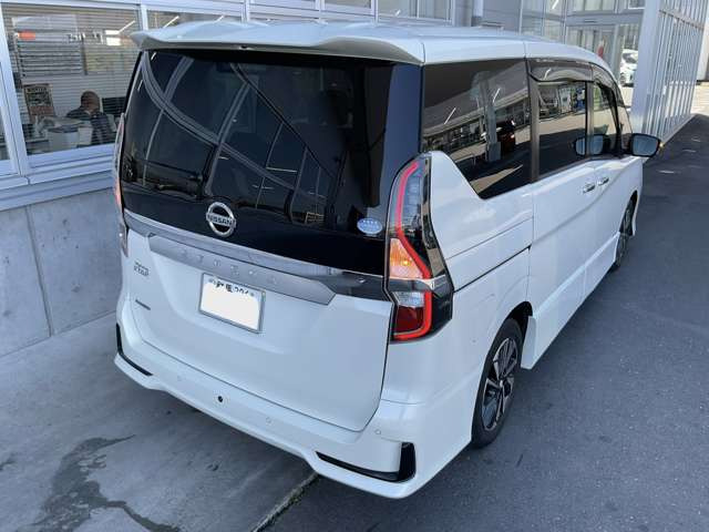 セレナ2.0 ハイウェイスターV