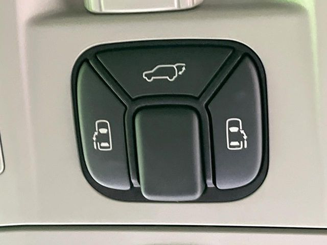 �y�����p���[�X���C�h�h�A�z�X�}�[�g�L�[��^�]�Ȃ̃X�C�b�`�Ō�ȗ����X���C�h�h�A�̊J���\���d��������͂����ăh�A���J����K�v�������A�����Ȃ��q�l�ł��ȒP�ɊJ���߂ł����K�ł���