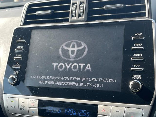 �y����9�^�i�r�z�l�C�̏����i�r�𑕔��B�I�[�f�B�I�@�\���[�����Ă���ABluetooth�ڑ�����΂������̃X�}�z��MP3�v���C���[�̉��y���Đ��\!�����̉^�]������Ɋy�����Ȃ�܂�!!