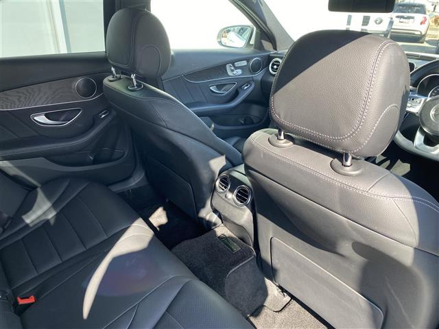 CクラスC350e アバンギャルド AMGライン