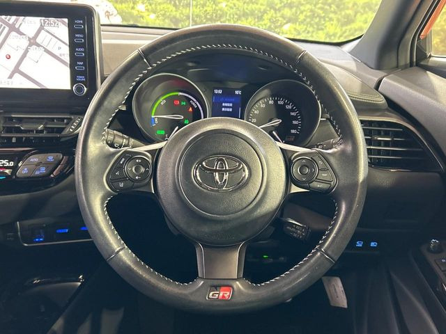 �y�����v�����X�e�A�����O�z�㎿�Ȋv���g�p���邱�ƂŁA��ɂ����������݂ƂĂ��^�]���₷���n���h���ł���